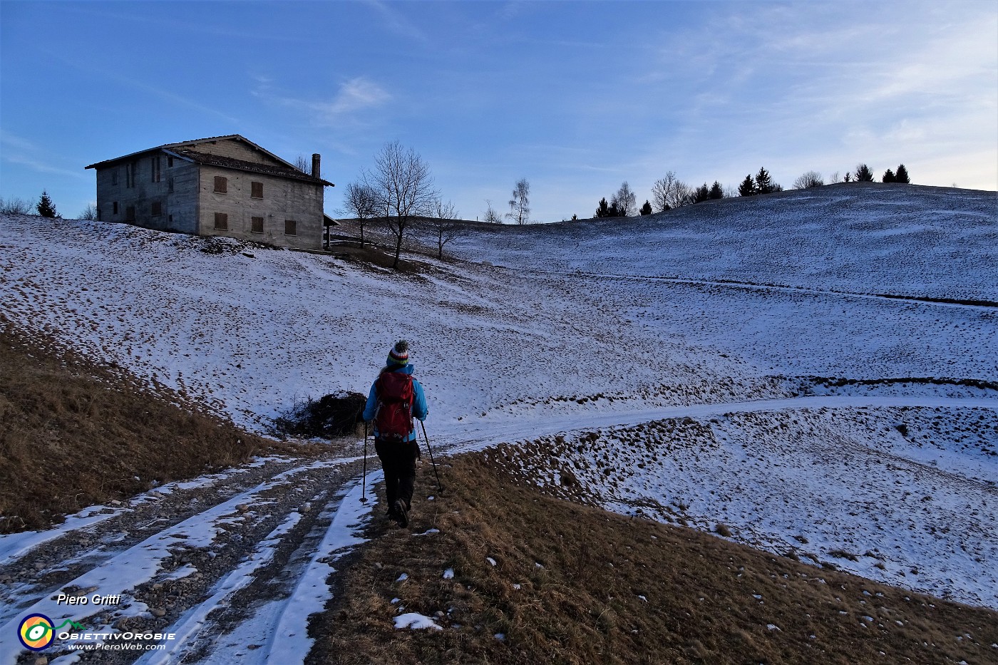 81 Passaggio alle cascine.JPG